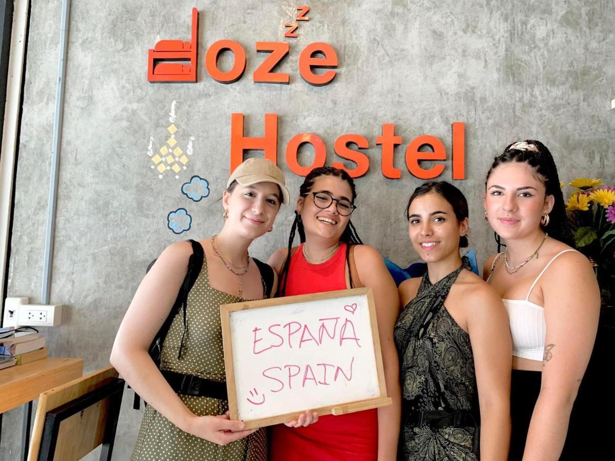 Doze Hostel Chiang Mai Exterior foto